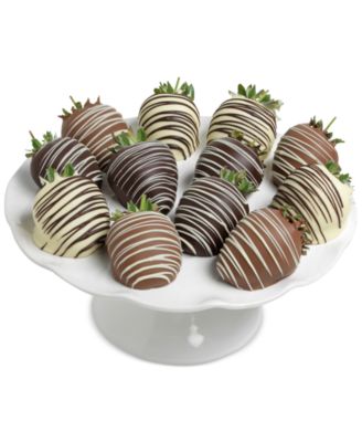 Chocolate Covered Company - 12-pc. Classic Chocolate Covered Strawberries