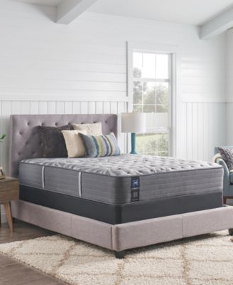 Sealy - Premium Posturepedic Satisfied II 12" Ultra Firm Mattress Set- King