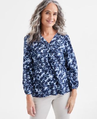 Style & Co - Women's Printed Pintuck V-Neck Knit Top